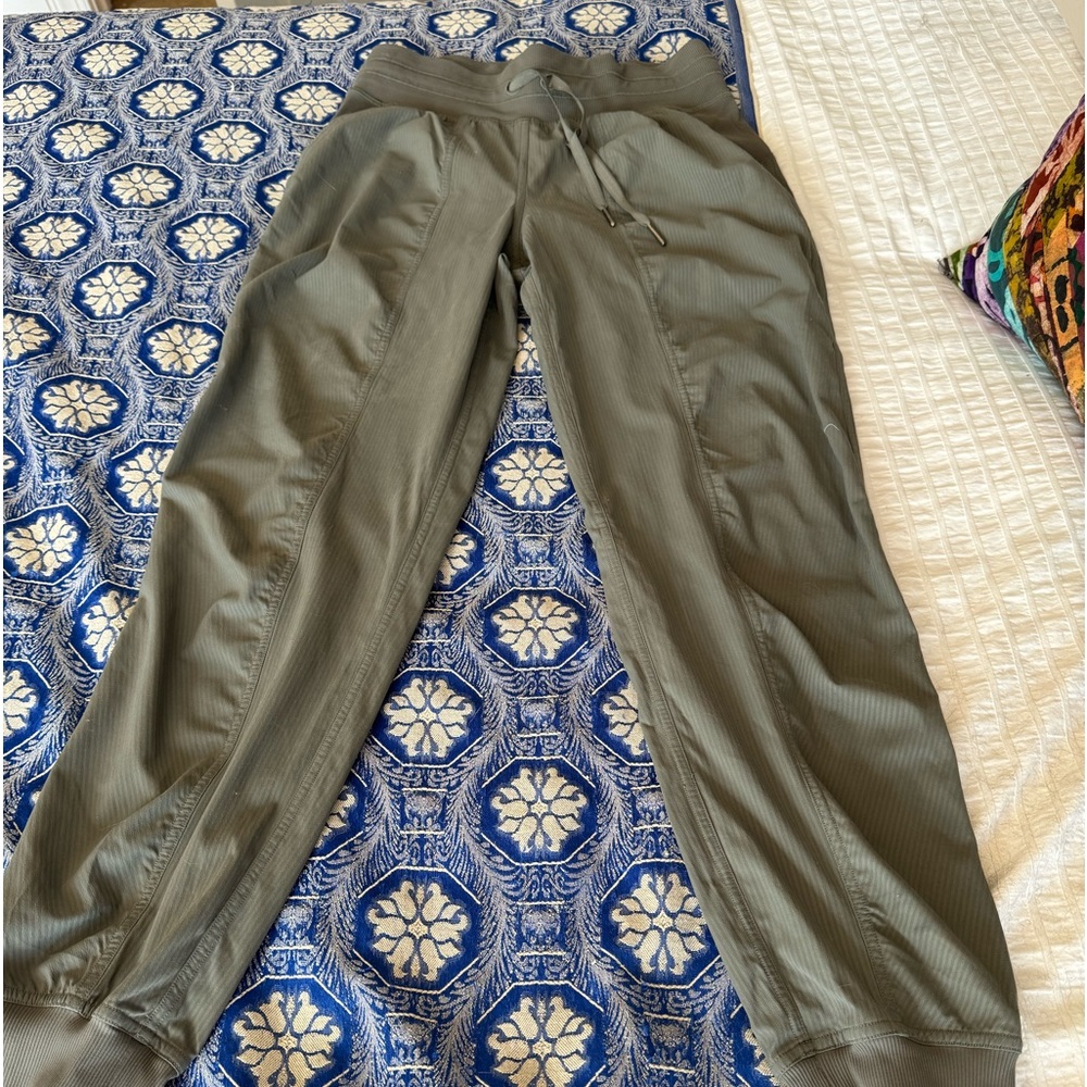 Lululemon jogger